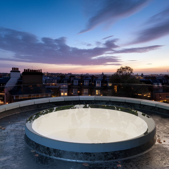 EOS75 circular rooflight on london roof. 